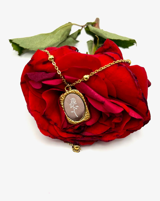 Collier à pendentif doré Rosa